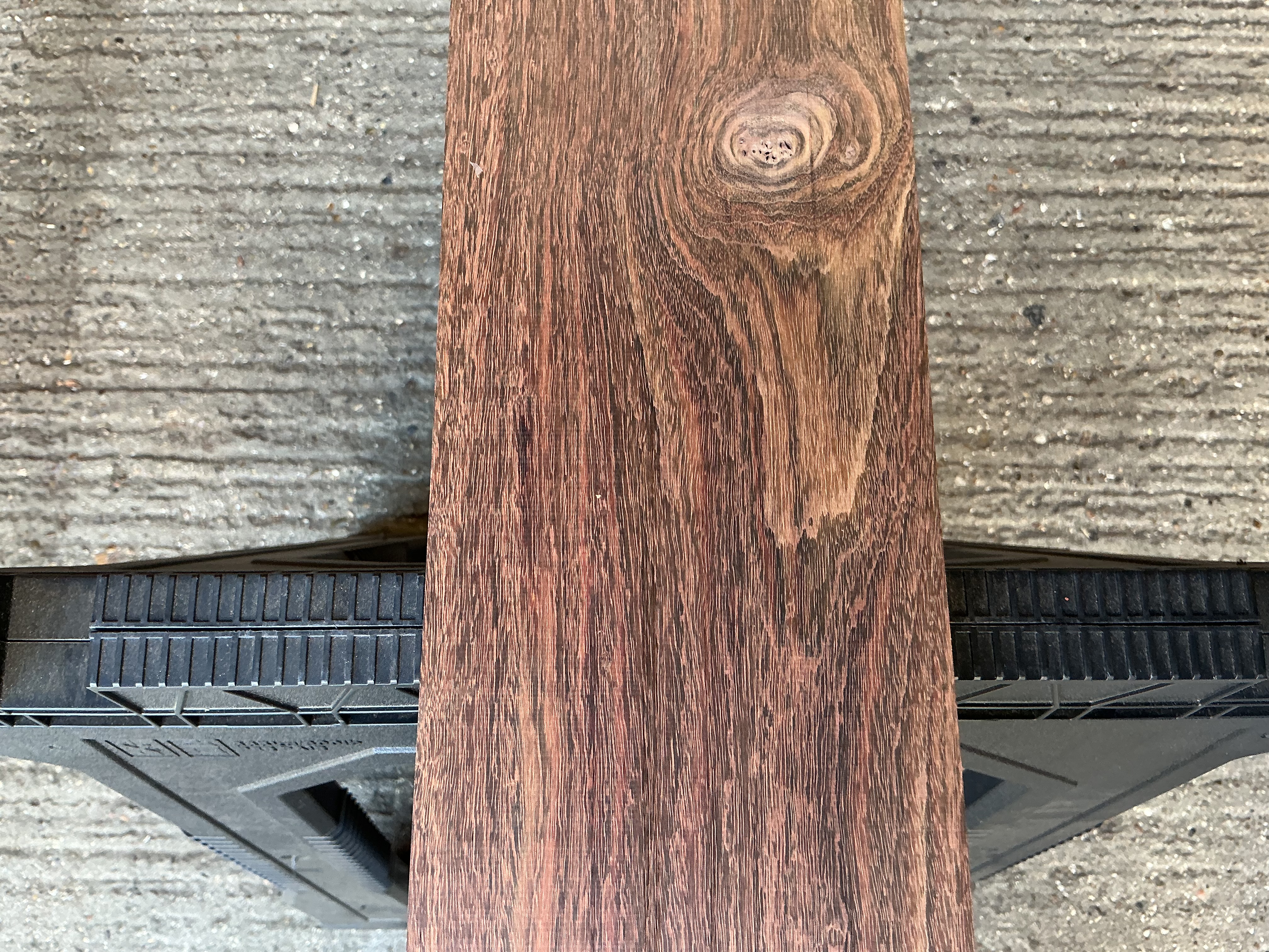 CheChen Timber